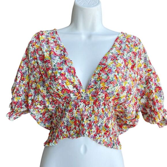 FAITHFULL THE BRAND X REVOLVE First Light Crop Top in Red Vionette Floral Size L - Picture 4 of 5